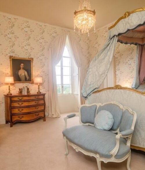 Lady Stormonts Room Tall Crop