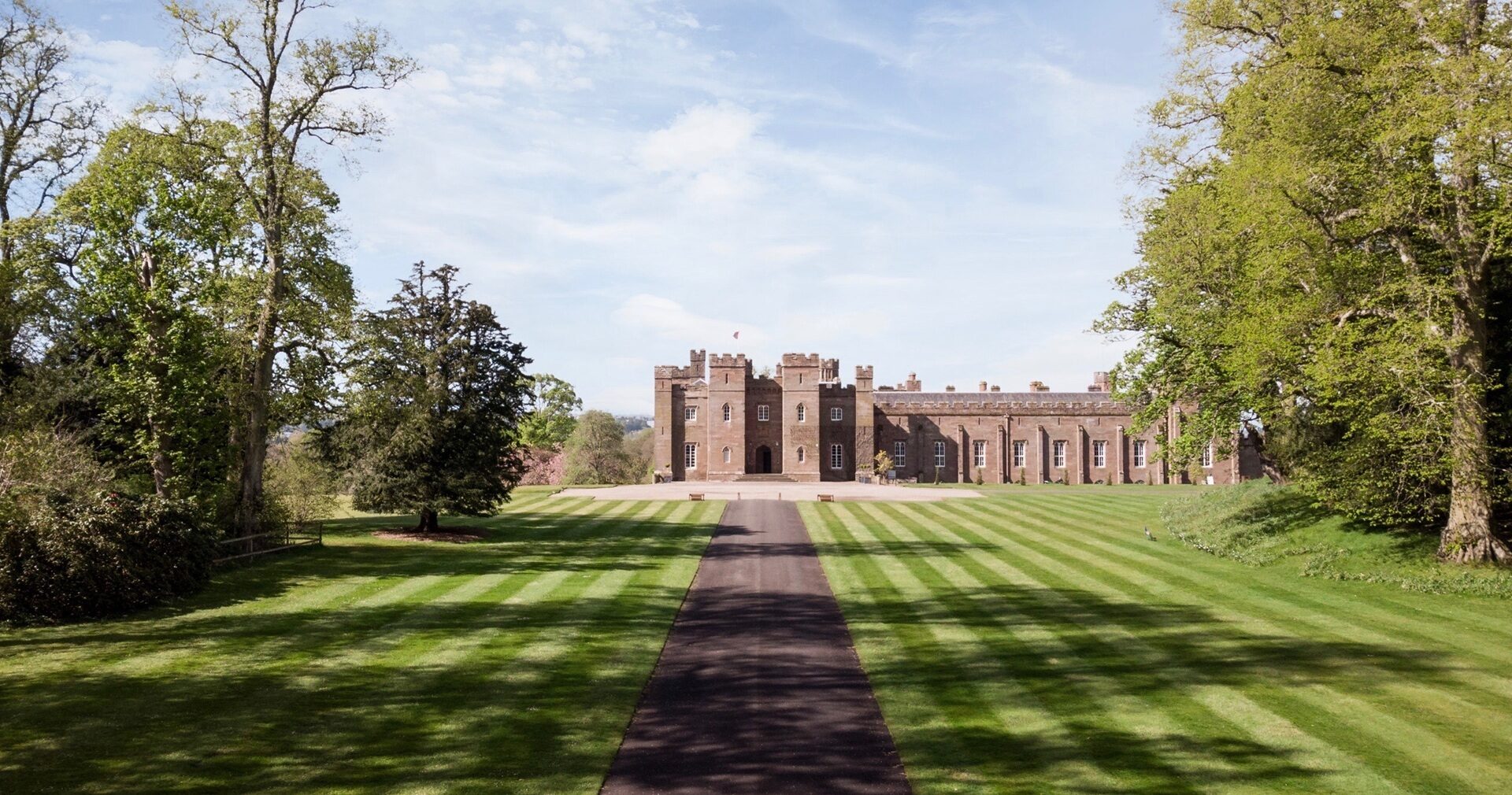 Scone Palace gardens 1920 x 1010 px