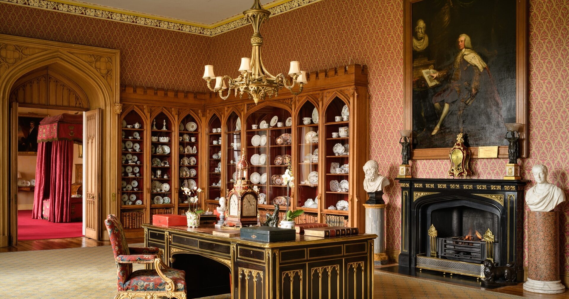 Scone State Rooms Library 1920 x 1010 px