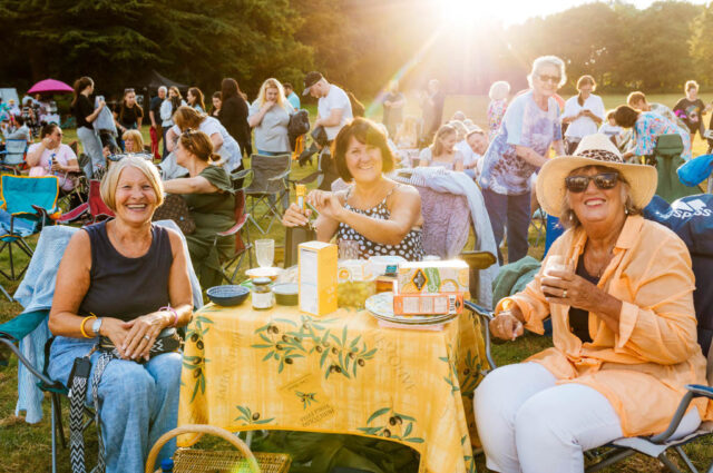 Adventure cinema as 7